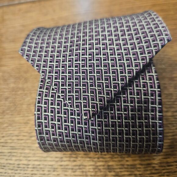 Polo Ralph Lauren Silk Textured Geometric Necktie 4" Purple - Picture 6 of 6